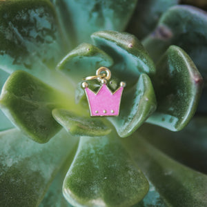 Hot Pink Pendant Crown